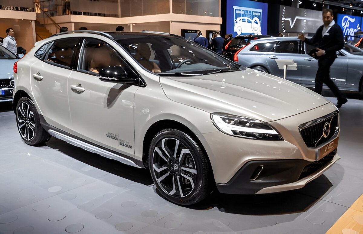 Volvo V40 Cross Country Review: A Rugged Yet Refined Family Hatchback